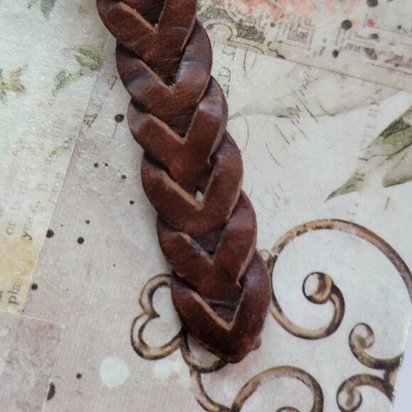 Vintage Watches Kathy Ireland Moonphase Quartz Watch Leather Band Japan - Picture 4 of 10